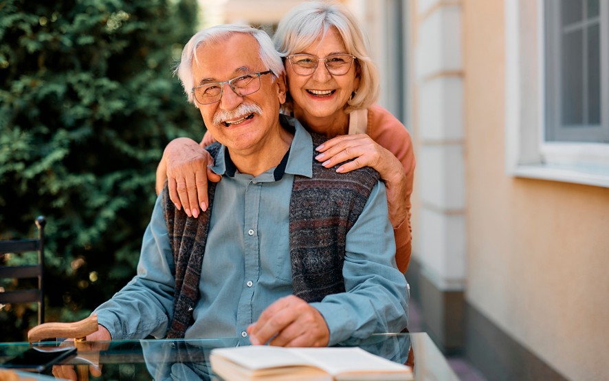 Chi ha compiuto 65 anni entra di diritto nella terza età, una fase che molte persone temono o che aspettano con ansia e stress. Ecco cosa puoi fare!